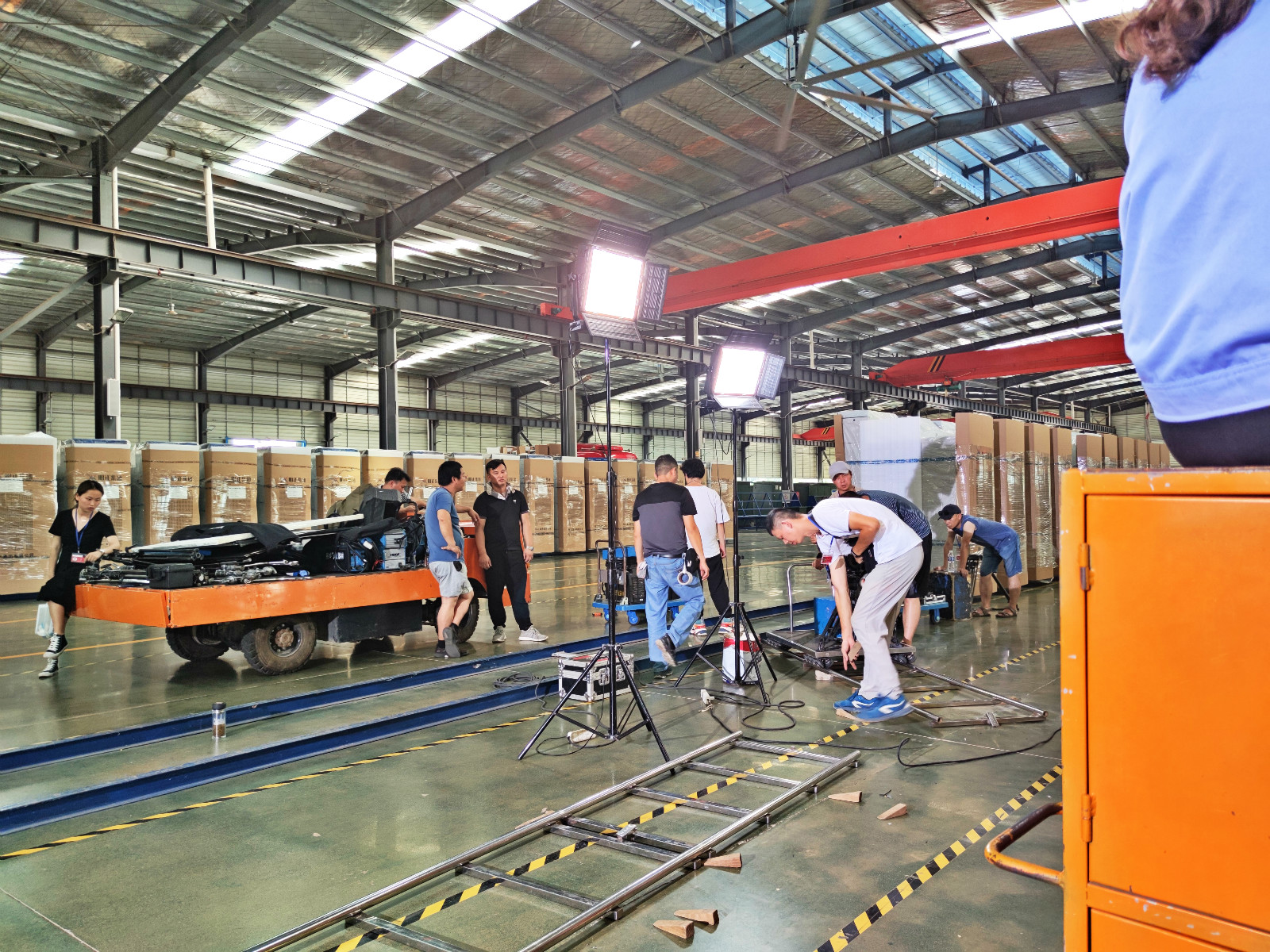 磐石品牌“明正集團(tuán)宣傳片”項(xiàng)目順利殺青 磐石品牌“明正集團(tuán)宣傳片”項(xiàng)目順利殺青