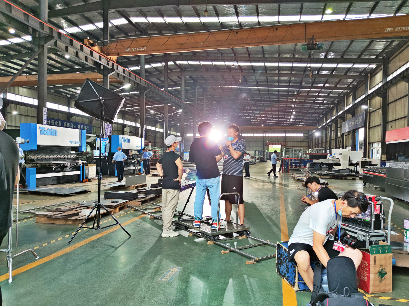 磐石品牌“明正集團(tuán)宣傳片”項(xiàng)目順利殺青 磐石品牌“明正集團(tuán)宣傳片”項(xiàng)目順利殺青