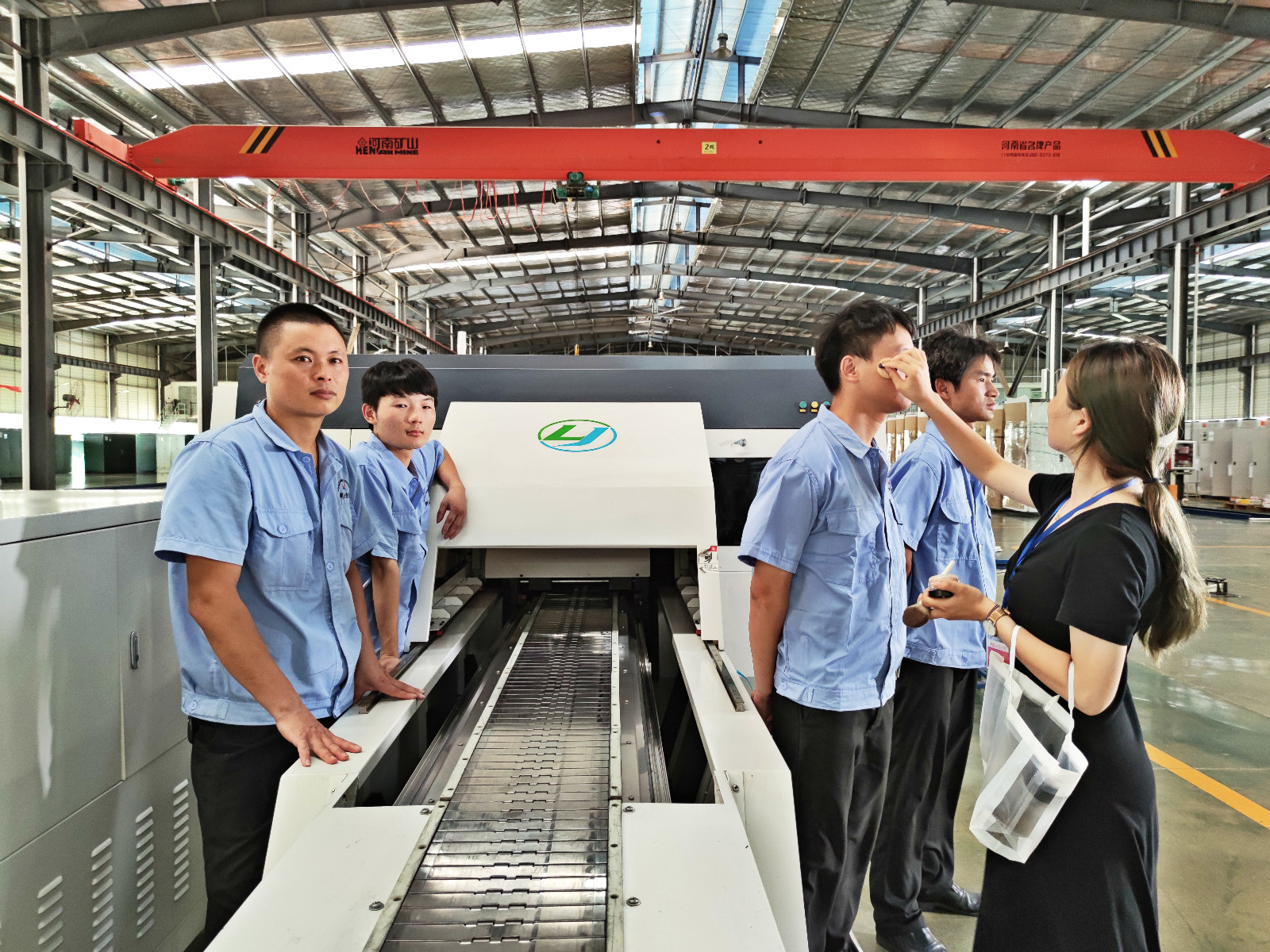 磐石品牌“明正集團(tuán)宣傳片”項(xiàng)目順利殺青 磐石品牌“明正集團(tuán)宣傳片”項(xiàng)目順利殺青