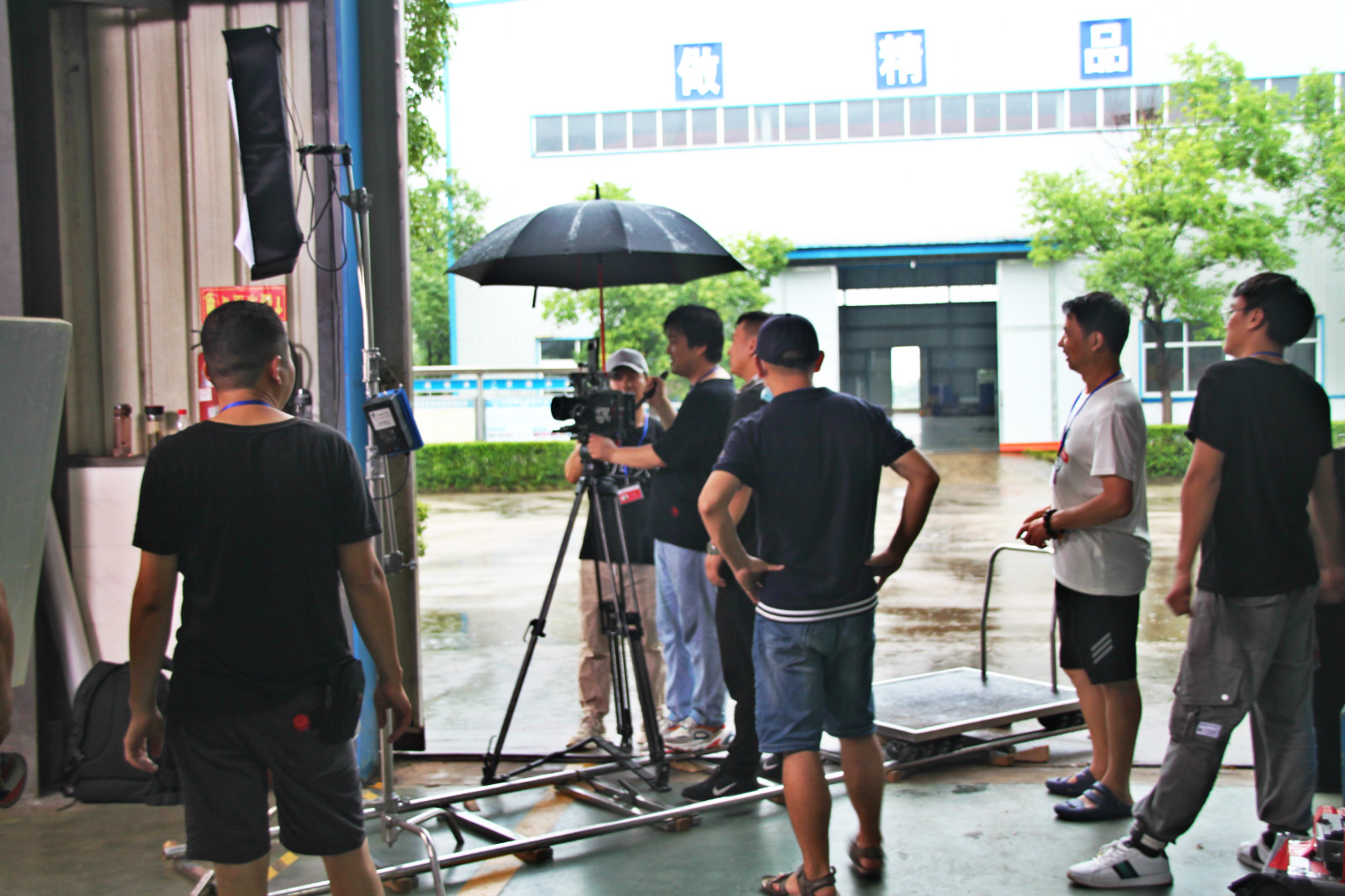 磐石品牌“明正集團(tuán)宣傳片”項(xiàng)目順利殺青 磐石品牌“明正集團(tuán)宣傳片”項(xiàng)目順利殺青